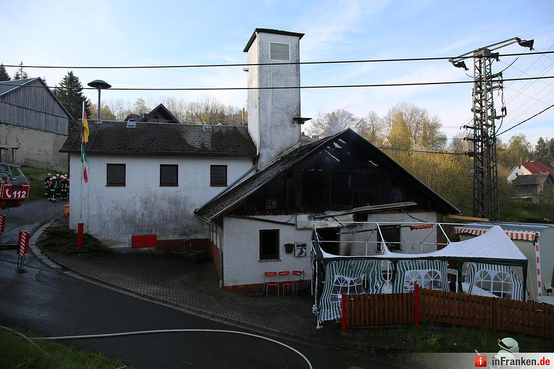 Brand in Feuerwehrhaus in Weidmes