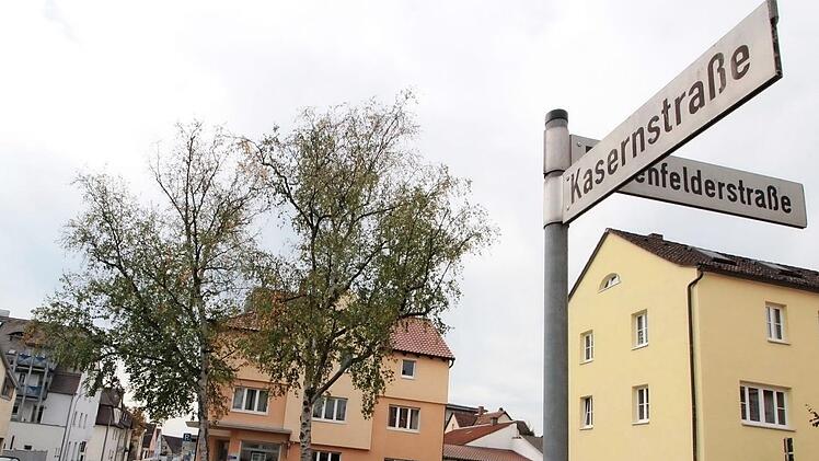 Ob ein Anlieger der Kasernstraße mit seiner Klage gegen die Stadt Recht behält, entscheidet sich in einer Berufungsverhandlung des Verwaltungsgerichtshofes am 31. Juli in München.  Foto: Jennifer Hauser, Archiv