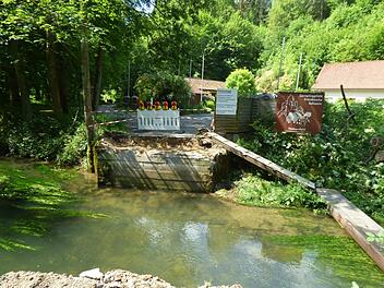 Die Brücke über die Püttlach beim Campingplatz wurde abgerissen. Foto: Thomas Weichert