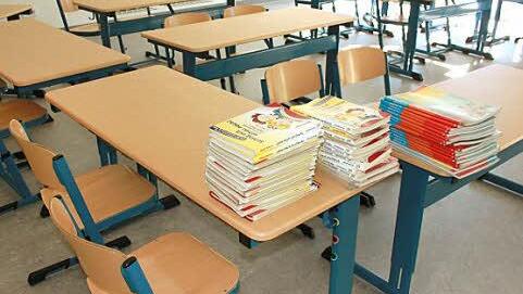 Die Klassenzimmer sind schon eingerichtet.