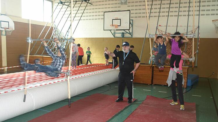 Erlebnisturnen mit integrativem Aspekt beim TSV Ebenhausen. Foto: Stefan Geiger