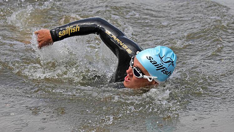 Schon beim Schwimmen war Andreas Dreitz der Schnellste. Foto: Klaus Gagel