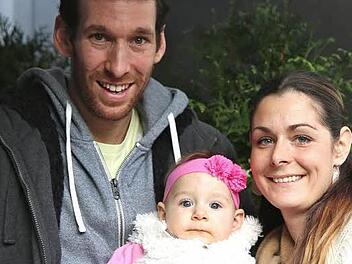 Itamar Stein, der neue Star beim Coburger Erstligisten, legt neben dem Sport seine ganze Konzentration auf seiner jungen Familie. Letztes Jahr brachte seine Frau Thereza Töchterchen Mia zur Welt. Die Kleine ist ein echter Wonneproppen. Foto: privat