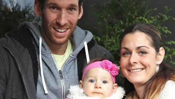 Itamar Stein, der neue Star beim Coburger Erstligisten, legt neben dem Sport seine ganze Konzentration auf seiner jungen Familie. Letztes Jahr brachte seine Frau Thereza Töchterchen Mia zur Welt. Die Kleine ist ein echter Wonneproppen. Foto: privat