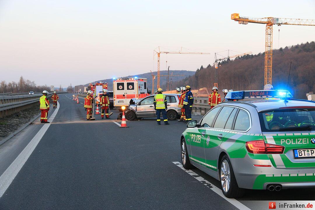 Autos kollidieren auf A73 bei Breitengüßbach