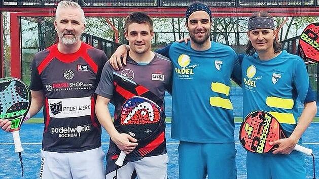 Die Forchheimer Harry Payrleitner und Tim Jaeger (v. re.) sowie die Gewinner Darek Nowicki und Claudius Panske (v. li.)  Foto: privat