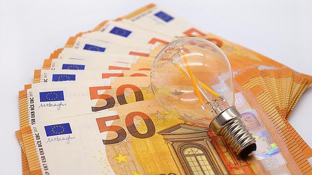 Mehr Geld im Geldbeutel: Der Strompreis f&auml;llt 2026.