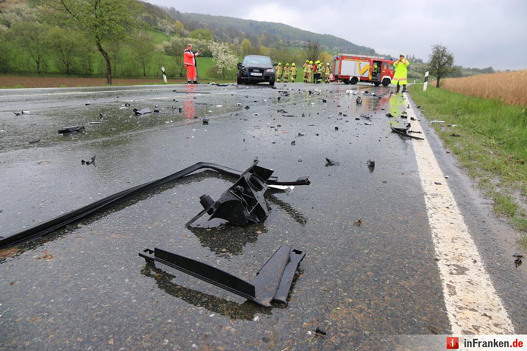 Schwerer Verkehrsunfall auf B470 bei Weilersbach: zwei Kinder verletzt