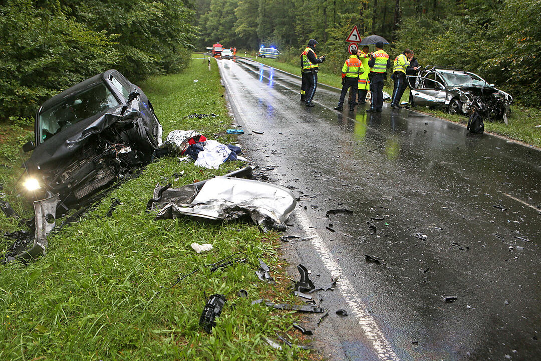 Tödlicher Auto-Zusammenstoß in Oberhaid im Landkreis Bamberg