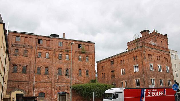 Die M&auml;lzerei M&uuml;ller soll abgerissen, ein Neubau mit 5000 Quadratmetern Wohnfl&auml;che errichtet werden. Fotos: Alexander Hartmann