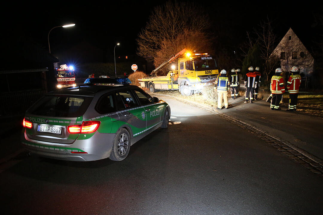 Verfolgungsjagd auf A9 endet in Vorgarten