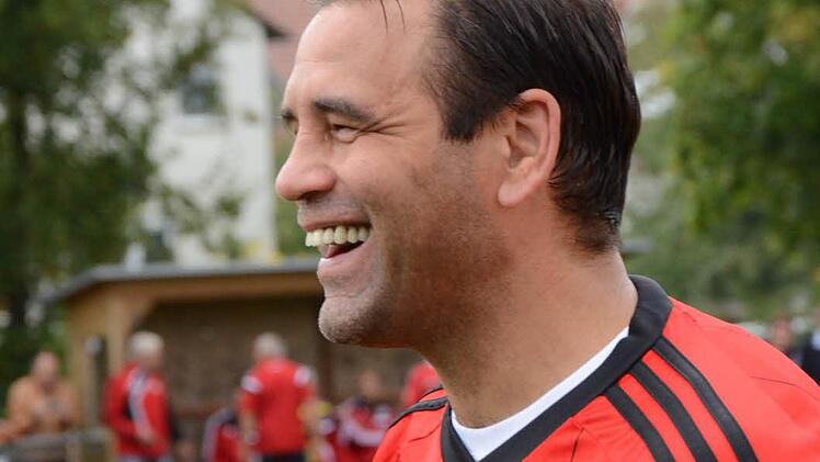 Ebenfalls gut gelaunt: Ulf Kirsten.