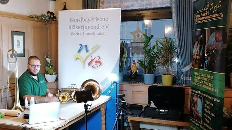 Das improvisierte Studio, in dem der Workshop mit Andreas Pratsch stattgefunden hat. Foto: Mirjam Pratsch