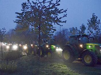 Landwirte aus dem Coburger Land brechen zu einer Protestveranstaltung in Bayreuth auf. Foto: CT-Archiv/Rainer Lutz