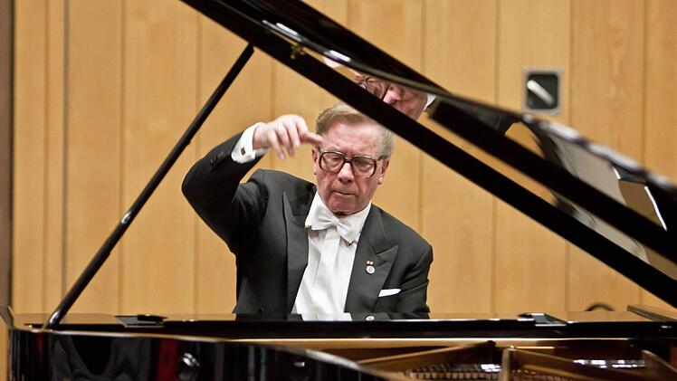 Pianist aus Leidenschaft: Hans-Dieter Bauer Foto: Archiv/Jochen Berger