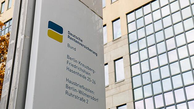 Rente für Geflüchtete bereits mit 57? So erklärt die Deutsche Rentenversicherung die Fake-News
