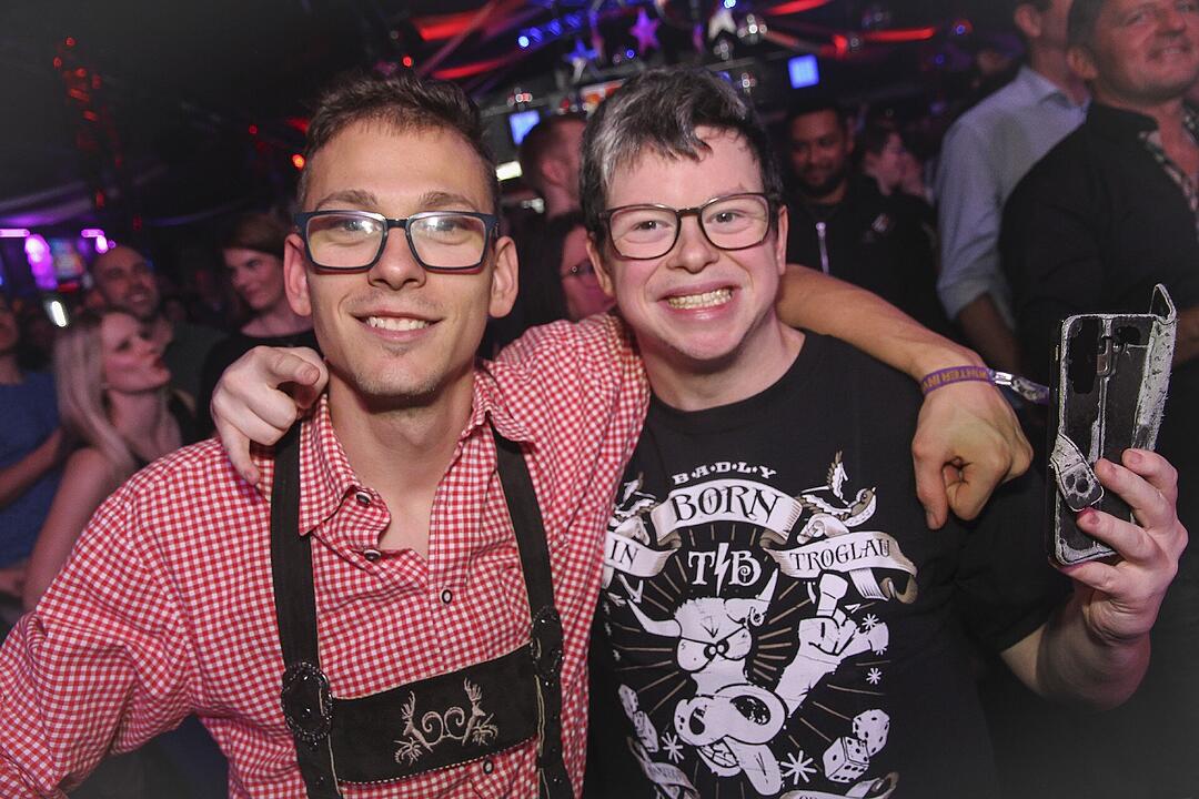 Die Kultband live im MCT