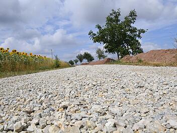Grober Schotter sorgt für Kritik der Freizeitsportler. Foto: Ronald Rinklef