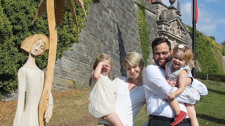 Yvonne und Christian Stöckert sind in Kronach aufgewachsen und kommen nun, nach einigen Jahren, in denen die beiden Berufserfahrung unter anderem in Hamburg sammeln konnten, zurück in ihre Heimatstadt.  Foto: Veronika Schadeck