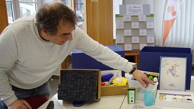 Den Peak-Oil-Workshop für Schulen oder Vereine hat das Team des Ubiz selbst erarbeitet. Auch ein solcher Workshop ist Preis im Gewinnspiel der Energieberatung Haßberge, auf dessen Endspurt Energieberater Günther Lieberth hinweist.Sabine Weinbeer
