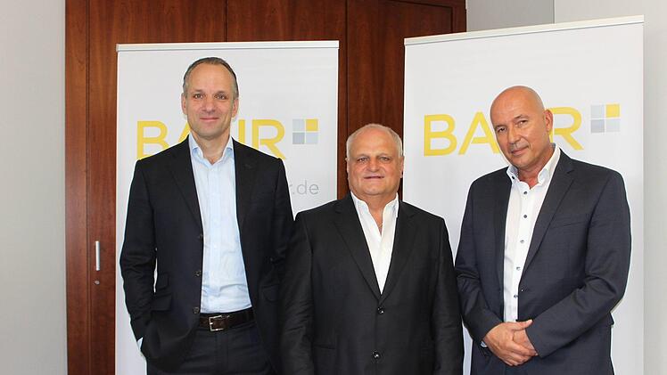 Die Baur-Gesch&auml;ftsf&uuml;hrer hatten guten Nachrichten: v.l. Patrick Boos (Marke & Vertrieb), Vorsitzender Albert Klein und Olaf R&ouml;hr (Abwicklung & Dienstleistungen)  Popp