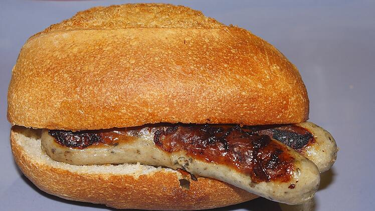 "Drei im Weggla": Bratwurst, N&uuml;rnberger Bratw&uuml;rste im Br&ouml;tchen
