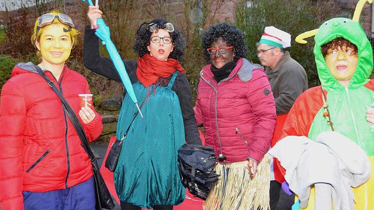 Trotz Regen gute Laune in Oehrberg. Foto: Peter Rauch