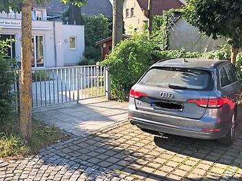 Auf Antrag der SPD-Fraktion wird der Parkplatz in der Herrengasse, der direkt an den hinteren Eingang zum Awo-Mehrgenerationenhaus grenzt, als "Kleinfahrzeug-Parkplatz" ausgewiesen. Größere Fahrzeuge würden eine Nutzung des Eingangs erheblich erschweren.  Foto: Stadt Bad Rodach
