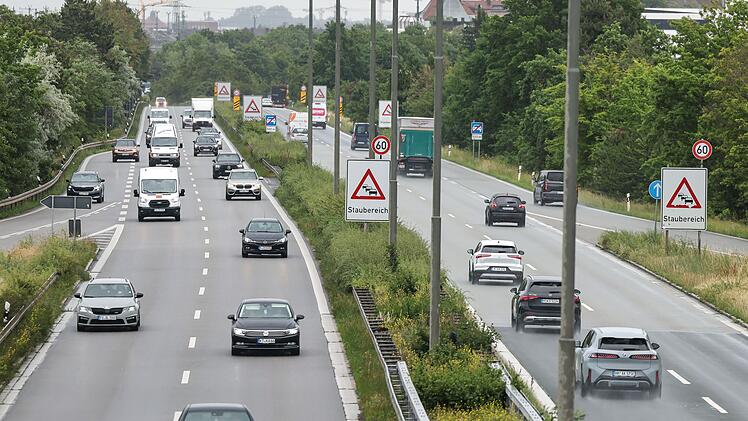 A73 bei N&uuml;rnberg: Mercedes f&auml;hrt doppelt so schnell wie erlaubt