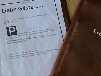 Das große P auf der Karte steht nicht etwa für Pommes und dergleichen, es geht tatsächlich ums Parken und darum, den Gästen, das Parken abseits der der Mainstraße in Viereth schmackhaft zu machen.Foto: Thorsten Wolff