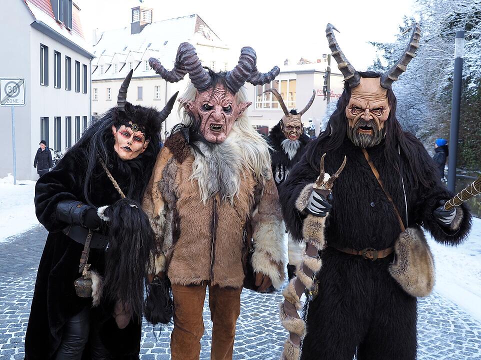 Eine der ersten Faschingsumzüge in der Region
