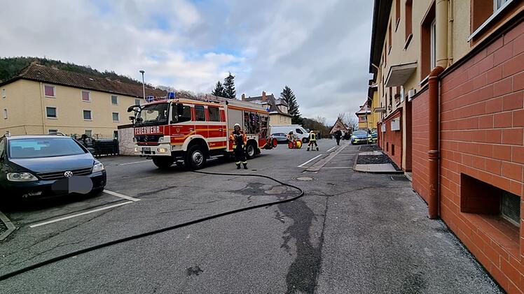 Neustadt bei Coburg: Auto entzündet sich von selbst - Kofferraum war der Brandherd