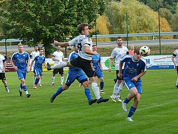Die DJK Schondra siegt ausw&auml;rts im Stile eines Champions