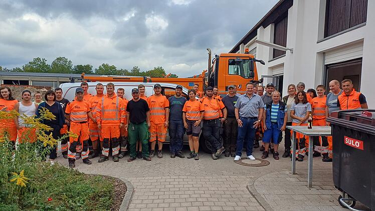 Kulmbach: Mit Leberk&auml;sbr&ouml;tchen bedankt - Oberb&uuml;rgermeister sch&auml;tzt "besonderen Einsatz" des Bauhofs wert