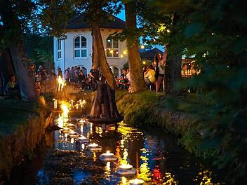 Jedes Jahr richtet der Tätsch'r-Verein Bad Brückenau das Fest "Sinn in Flammen" im Siebener Park aus. Foto: Steffen Hildenbrand