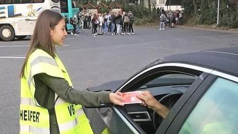 Hier gibt es schon einmal die "rote Karte". Foto: Günther Geiling