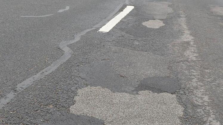 Der Münchner Ring ist in die Jahre gekommen. Nächsten Sommer wird die Fahrbahn erneuert.