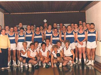 Die "Gut-Holz"-Kegler Anfang 1980 Foto: privat