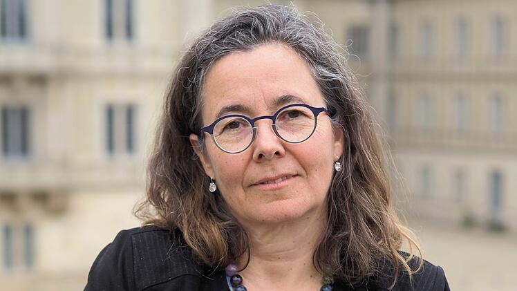 Sabine Wezel