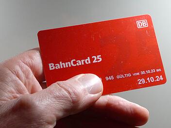 Verbrauchersch&uuml;tzer verklagen Bahn wegen Bahncard-Regeln