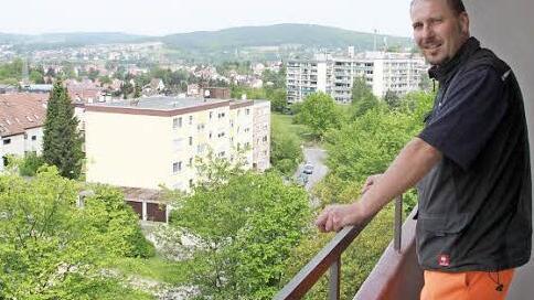 Stefan Welsch sieht regelmäßig nach dem Rechten. Von einer Wohnung in den oberen Stockwerken hätte man einen Ausblick über die ganze Stadt
