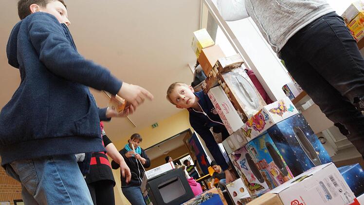 Die Ganztagskinder zeigen, dass der Schulnachmittag auch ganz spielerisch gestaltet sein kann. Foto: Arkadius Guzy