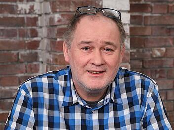 "Bares f&uuml;r Rares"-H&auml;nder Walter "Waldi" Lehnertz ist bereits seit zw&ouml;lf Jahren Teil der ZDF-Tr&ouml;delshow.