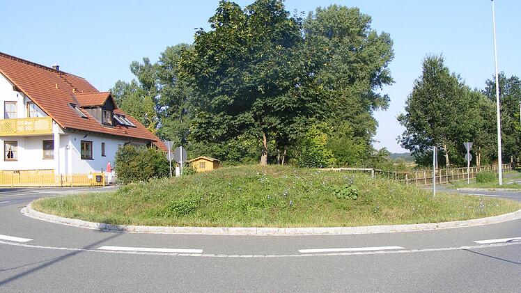 Der Kreisverkehr in Aisch Richtung Zentbechhhofen
