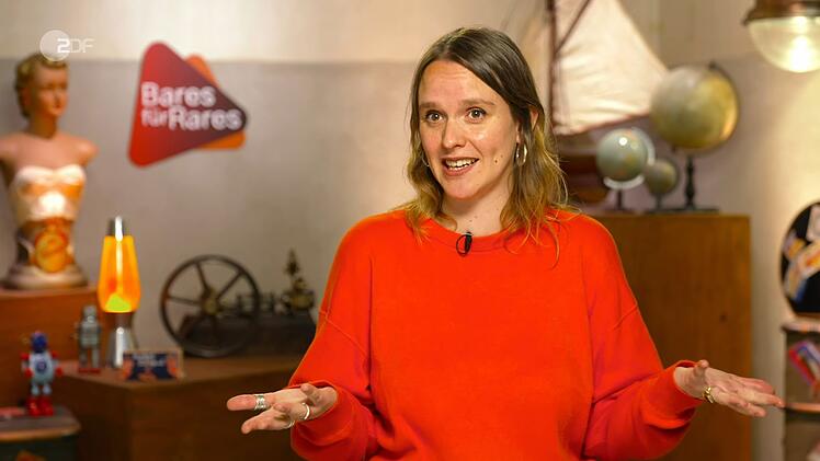 "Tut mir ein bisschen leid f&uuml;r meine Omi, die ist ja anscheinend jemandem auf den Leim gegangen", meinte die Schauspielerin.