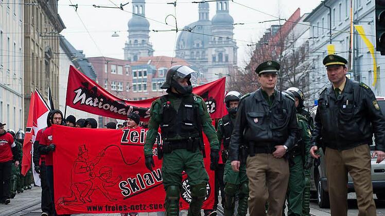Am Karsamstag agierte die Nazi-Organisation Freies Netz Süd in Würzuburg (Bild). In den letzten Tagen hetzten die Nazis mit Flugblättern in Forchheim.  Foto: Tobias Köpplinger