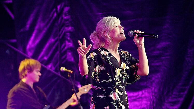 Open Air mit Ina M&uuml;ller im Staatsbad Br&uuml;ckenau Foto: Kerstin Junker