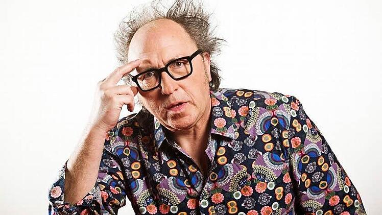 Urban Priol gastiert am Feiertag in Bamberg.  Foto: AxT