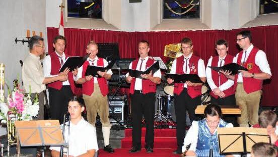 Die Gesangsgruppe des Musikvereins Grössau/Posseck beeindruckte mit schönem Gleichklang.