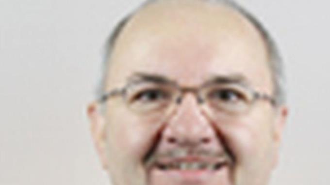 Stellvertretender Aufsichtsratsvorsitzender Bernd Schwemmlein spricht von einer Schlammschlacht.